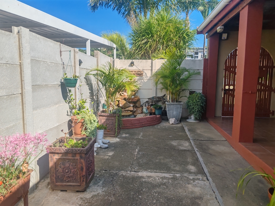 3 Bedroom Property for Sale in Heuwelkruin Eastern Cape